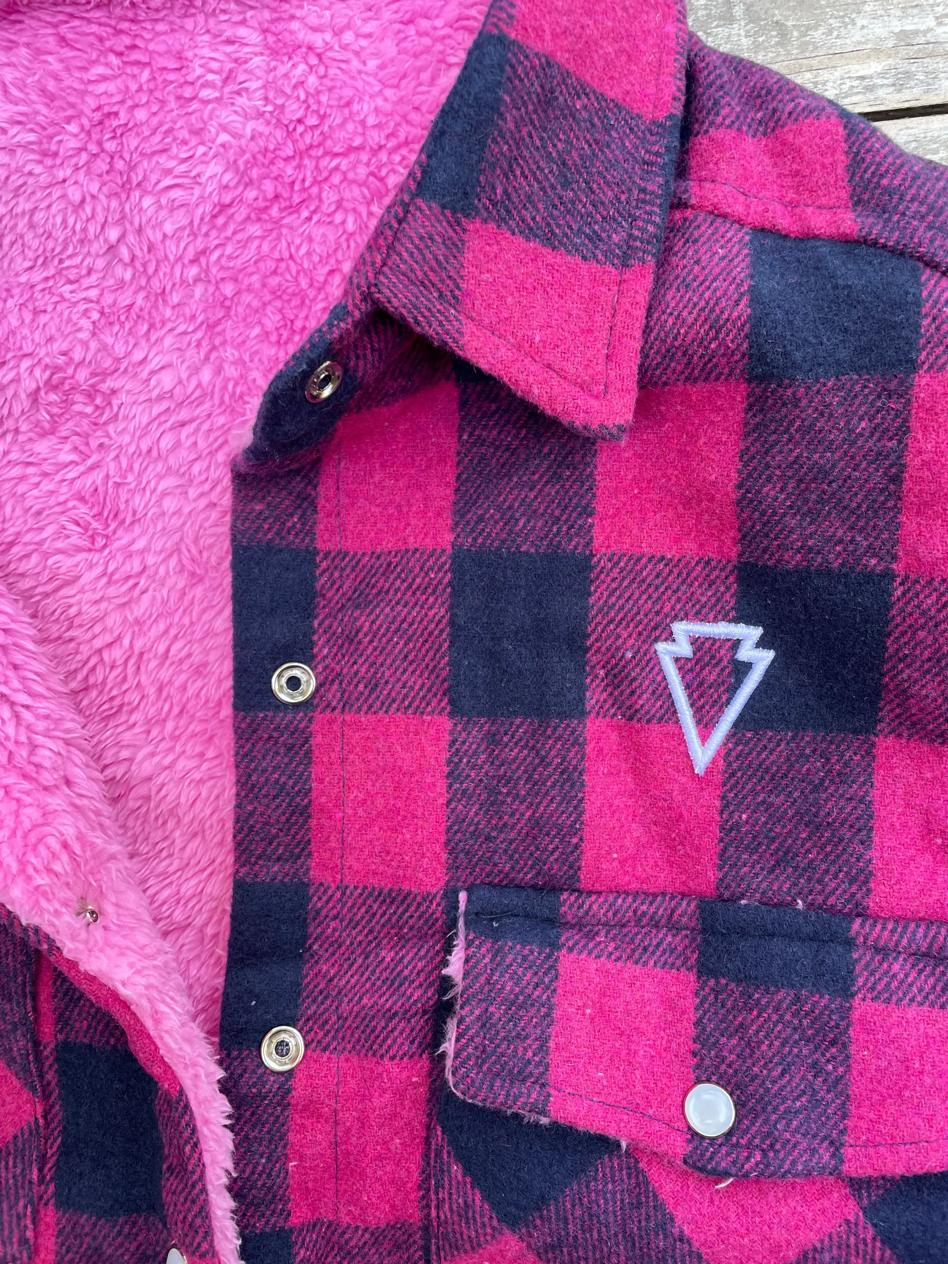 BUFFALO PLAID SHERPA-LINED JACKET- pink/navy