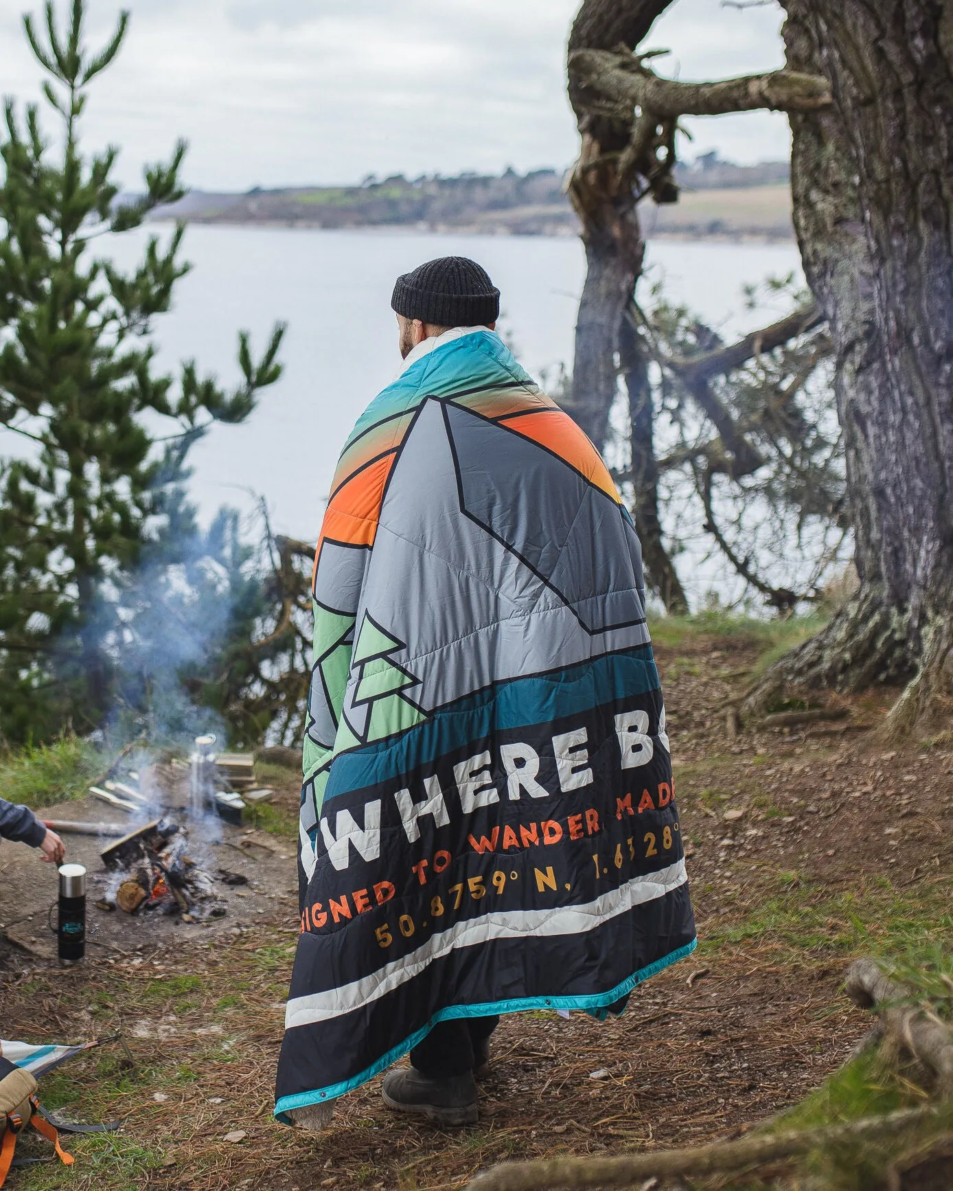 Cabin Recycled Sherpa Blanket - Black 'Nowhere Bound' Print