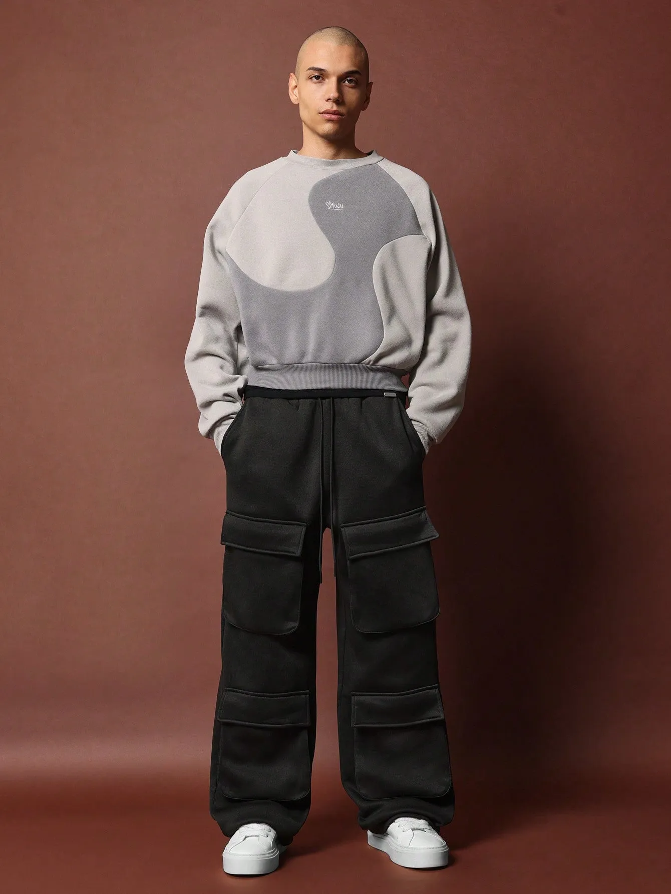 Cropped Contrast Colour Curvy Panel Sweatshirt With Small Graphic Print