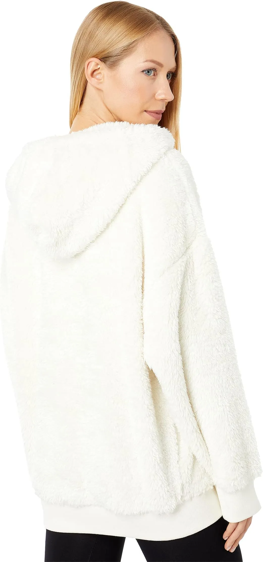 Loyra Sherpa UGG sweatshirt, color Cream